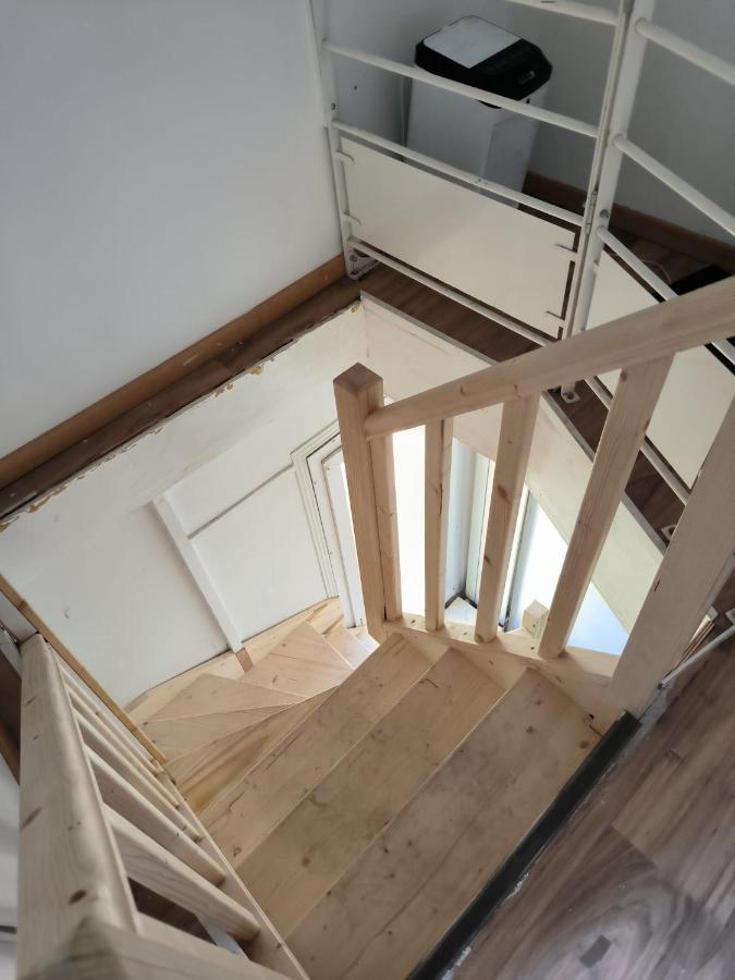 3 Hebergements - Au 1Er Etage 1 Appartement 2 Pieces Et Au 2Eme Etage Un Logement De 2 Chambres Louees Separement Avec Coin Cuisine Et Toilettes A Partager- Dans Pavillon Au Pied Du Rer B A 5 Minutes De Paris Et 30 Mn Stade De France Cachan Εξωτερικό φωτογραφία