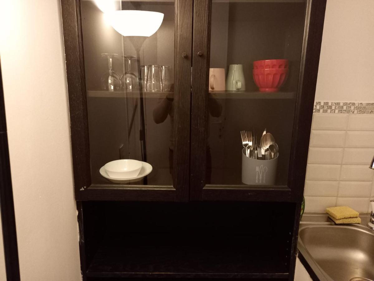 3 Hebergements - Au 1Er Etage 1 Appartement 2 Pieces Et Au 2Eme Etage Un Logement De 2 Chambres Louees Separement Avec Coin Cuisine Et Toilettes A Partager- Dans Pavillon Au Pied Du Rer B A 5 Minutes De Paris Et 30 Mn Stade De France Cachan Εξωτερικό φωτογραφία